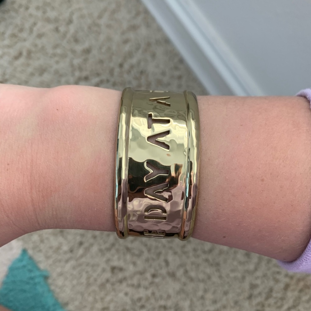 “One day at a time” Rustic Cuff - Picture 3 of 3
